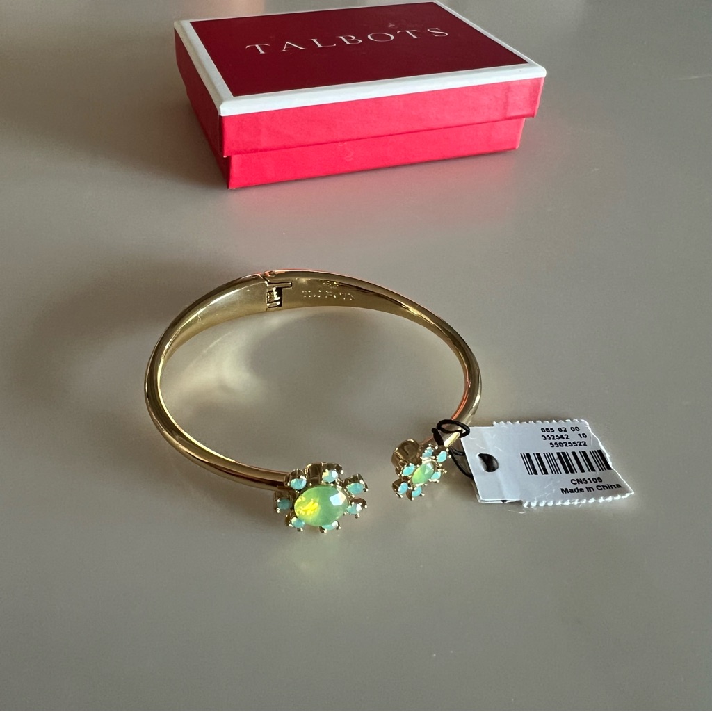 Nwt Talbots Gold Bracelet With Green Accents 20$